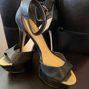 Guess size 11 womens stiletto